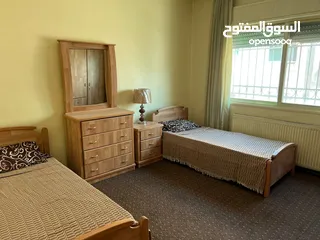  14 شقة مميزة للبيع في الصويفية - خلف المدارس الأمريكية طابق ثاني 205م تشطيب سوبر ديلوكس