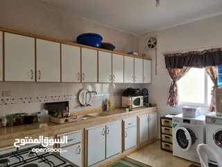  12 مزرعه للبيع  5 دونمات مع بيت