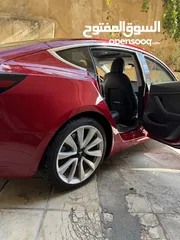  13 Tesla 3 long rang dual motor  استخدام شخصي بحالة الوكالة لون مميز جدآ