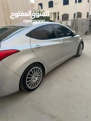  7 Md هونداي أفانتي 2012للبيع