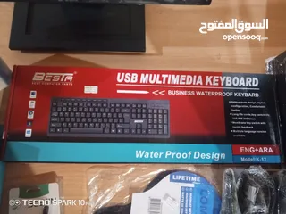  4 جـــهاز كــــمبيوتر مع جـــميع اكـــسسواراته للبيـــع