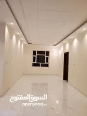  12 عماره اربعه دور وبدروم تجاريه فاخره للبيع