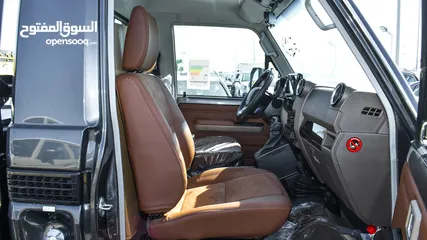  13 Toyota Land Cruiser Pickup LX 4.0L V6 Petrol Single Cabin Auto transmission
