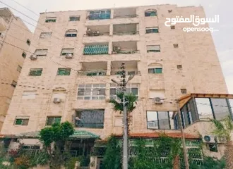  1 شقة للبيع من المالك مباشرة