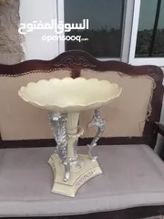  19 تحف وانتيكات ونحاسيات