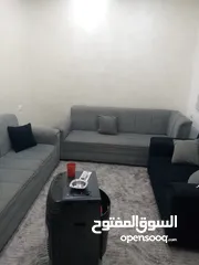  4 طقم كنب نظيف