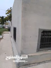  9 للبيع منزل 235 م شارعين في رجم الشامي بناء عادي