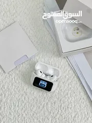  3 تقدم الآن أحدث سماعات الأذن اللاسلكية ذات الشاشة الفريدة!