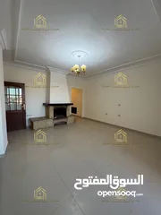  2 شقة مميزة - خلدا - 3نوم 1ماستر - 215م - فايربليس - إطلالة - موقع هادئ ومميز
