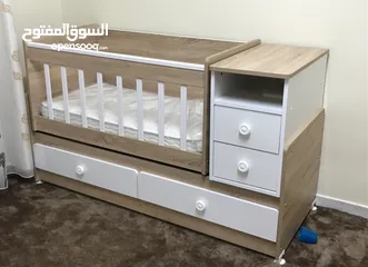  1 سرير بيبي هزاز خشب تركي
