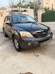  3 جيب كيا سرنتو موديل 2009 خالي من الضربات موتور وقير الف افحص وين بدك