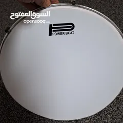  4 دف Power Beat شبه جديد للبيع – مع شنطة