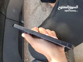  6 ايفون 12 للبيع او للبدل