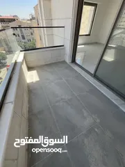  26 ثالث مع روف في ضاحية الياسمين بتشطيب مميز اطلالة على عميش