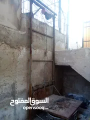  1 مصعد صناعي للبيع