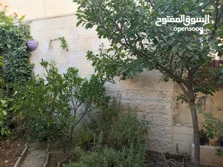  4 شقة ارضية للبيع