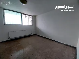  3 شقه للايجار في منطقه الدوار الرابع ( Property 32642 ) سنوي فقط