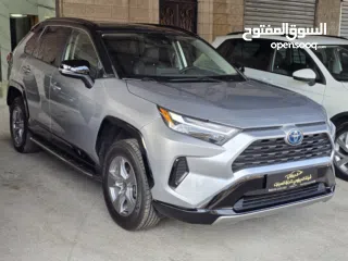  3 تويوتا راف فور 2022