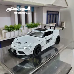  52 مجسمات سيارات