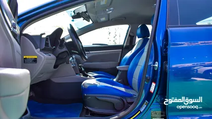  6 Hyundai Elantra 2019 In a perfect condition