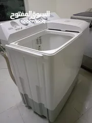  1 washing and drying machine is very good condition and good working