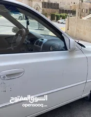  4 هونداي فيرنا موديل 2000 اوتوماتيك