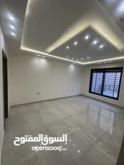  8 شقق فاخرة للبيع / ضاحية النخيل/ تشطيب سوبر ديلوكس