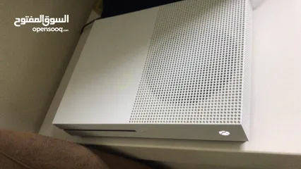 1 Xbox one s&ستيرنغ لوجبتك 920