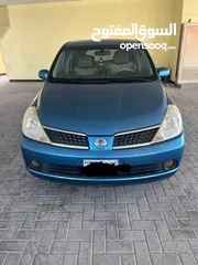  6 NISSAN tiida 2006