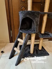  2 منزل شجره / برج للقطط عدة طبقات مع عامود خدش طويل و لعبة فأر . ارتفاع 140 سم .