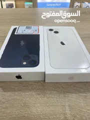  3 iPhone 13  128gb  جديد كفالة ابل لمدة سنة من تاريخ التشغيل متوفر لون ابيض واسود