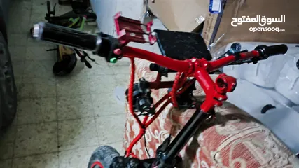  4 بسكليت كهرباء