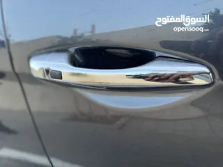 8 هونداي سانتافيه 2016 امكانية البيع بدفعه 45000 وشيكات لغاية 15 شهر