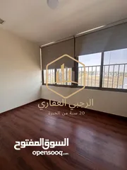  6 روف / للايجار / سوبر ديلوكس / 3نوم / ديرغبار