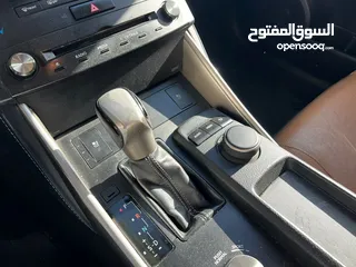  5 لكزس Lexus IS300h 2016