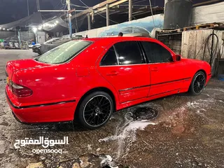  4 مرسيدس بنز