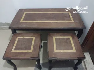  2 طاولة وسط مع سيرفيس عدد ثنين