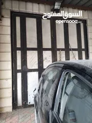  3 محل للايجار في مدينة حلحول على الشارع الرئيسي يصلح ل جميع الاعمال التجارية وبسعر اجار ممتاز