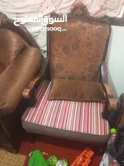  4 كنب زان 9 مقاعد بحالة جيدة جدا للبيع