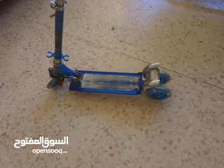  2 سكيت للبيع عجلات سلكون عجلات بضوي