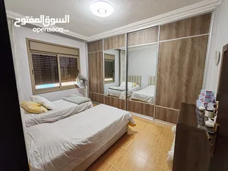  5 شقة دور ثاني البيادر من المالك او بدل مناسب