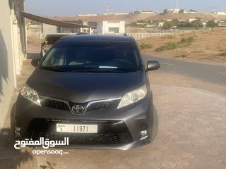  1 تيوتا سينا 2107 ب 31000 درهم