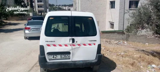  2 بيجو بيرتنر 2005
