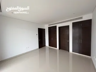 11 1 BR Nice Compact Apartment with Study Room in Al Mouj