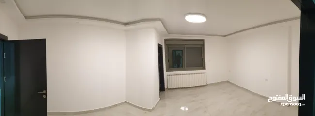  14 شقة فاخرة للبيع في الطيرة – 185م – تشطيب جديد