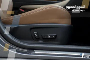  22 Lexus IS300H 2018 - للبيع
