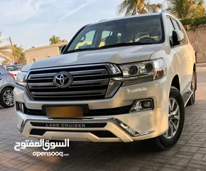  1 Toyota Land Cruiser GXR 2018