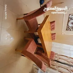  3 اثاث مستعمل  بجودة ممتازة جدا طقم كنب وطاولة سفرة وثريا عدد 2
