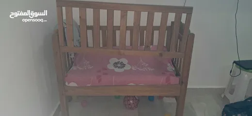  2 سرير اطفال خشبي، wooden baby bed