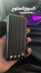  3 شاحن متنقل بالطاقه الشمسيه بإضائه اماميه بقوه 20000mAh  شاحن متنقل من شركه goui بقوه30000mAh